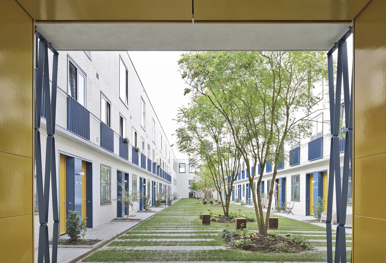 33 Answers to the Housing Question DETAIL Magazine